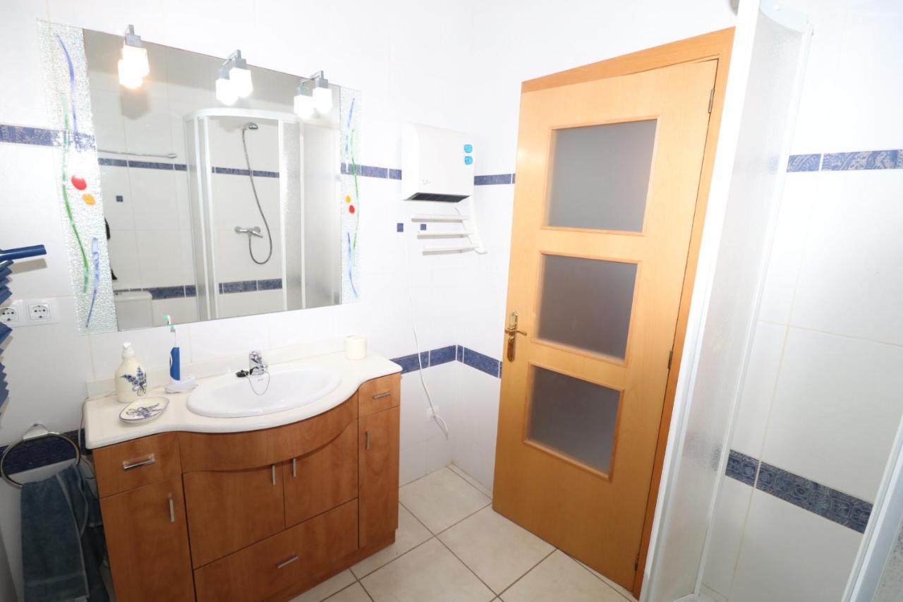 Port Estrella 24 Villa Roses Bagian luar foto