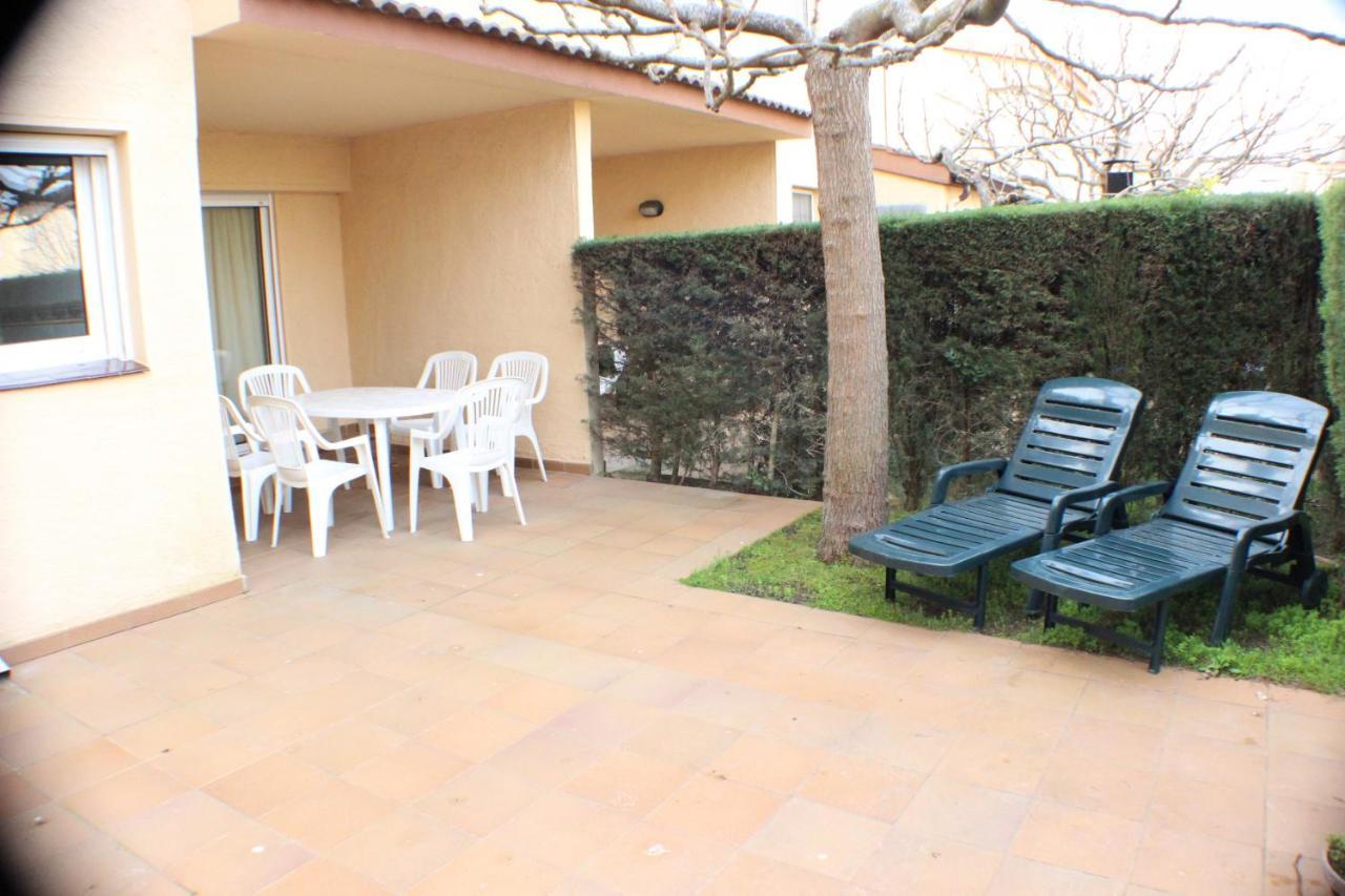Port Estrella 24 Villa Roses Bagian luar foto